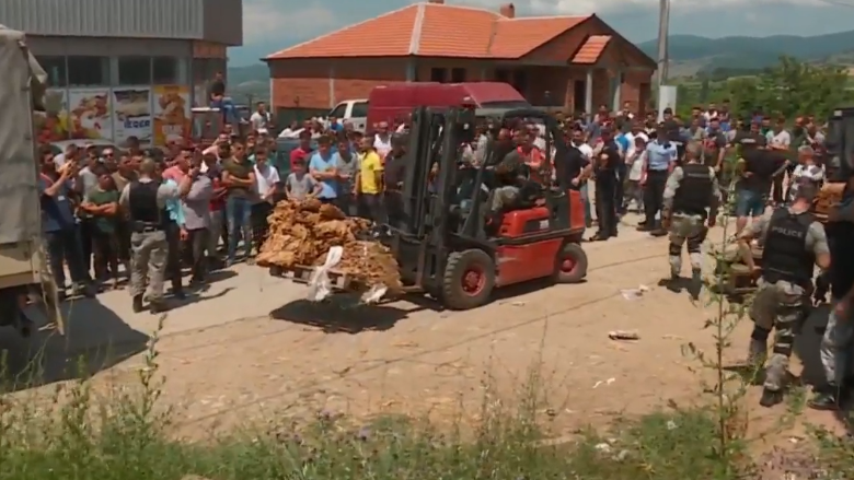 Pamje nga aksioni në Luboten, është konfiskuar sasi e madhe e duhanit (Video)