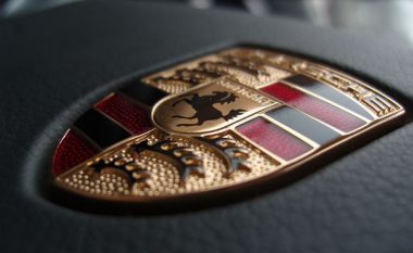 Së shpejti bëhet prezantimi i shumëpritur i Porsche 718 Boxter Spyder (Foto)