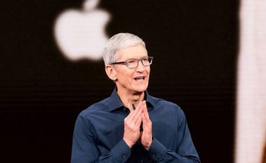 Drejtori i Apple deklaron: Nuk keni nevojë për diplomë që të jeni të suksesshëm
