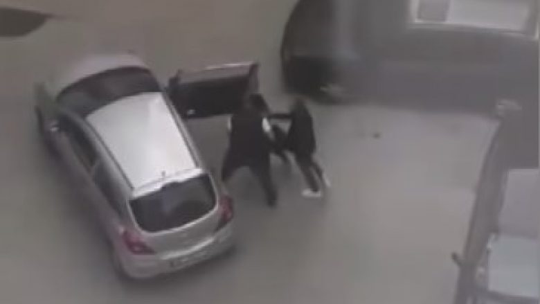 Publikohen pamjet, policia konfirmon rrëmbimin e një gruaje në Fushë-Kosovë (Video)