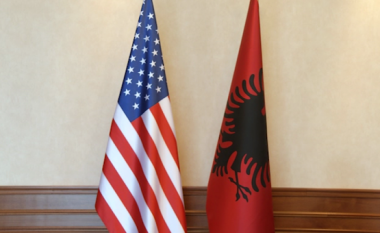 SHBA ndihmon Shqipërinë me 1.2 milionë dollarë në përballimin e COVID-19