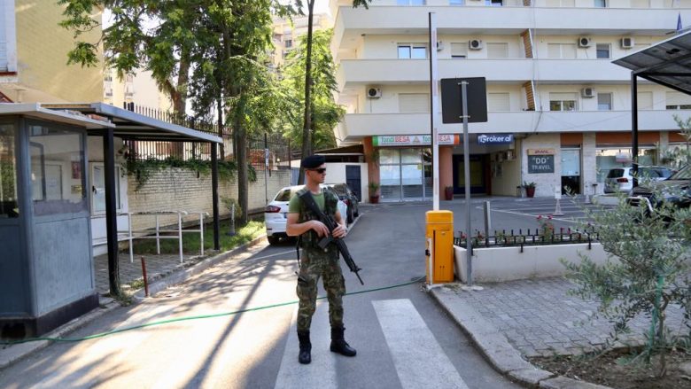 Një ditë para zgjedhjeve, “blindohet” blloku i ambasadave në Tiranë