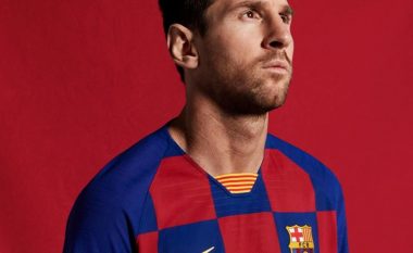 Barcelona prezanton fanellën e re unike, ajo tregon pasionin e klubit për qytetin