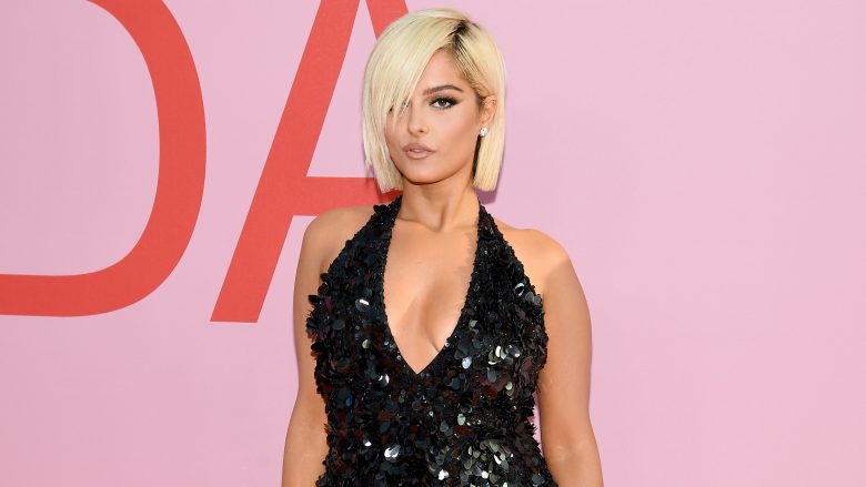 Bebe Rexha publikon fotografi duke qarë, vazhdon të tregojë momentet e vështira të bipolarizimit