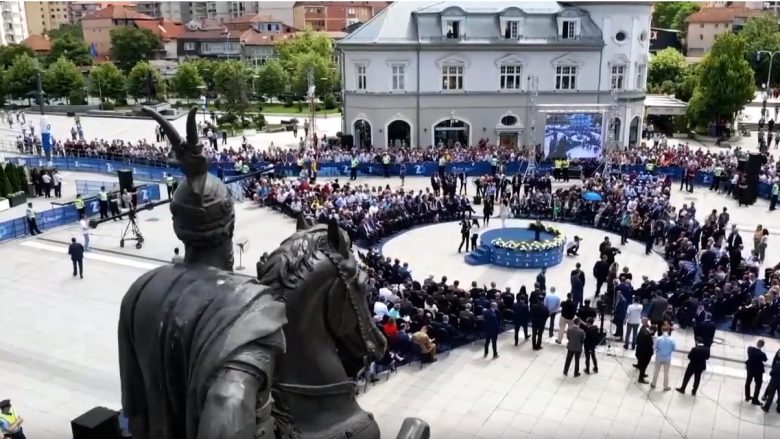 Përfundon ceremonia zyrtare për shënimin e 20 vjetorit të hyrjes së trupave të NATO-s në Kosovë (Foto/Video)