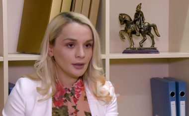 Detektivja shqiptare që zbulon tradhtitë e çifteve: Për dy javë kuptojmë nëse ka tradhti ose jo (Video)