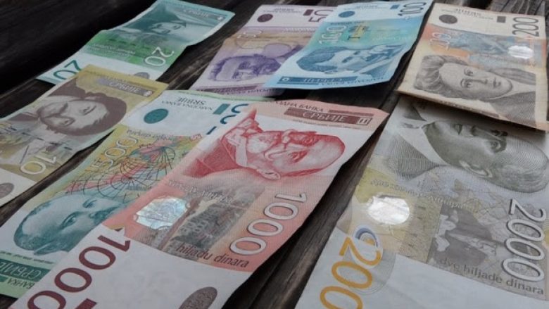 Dinari serb po shfrytëzohet si mjet pagese në Kosovë, konsiderohet shkelje kushtetuese