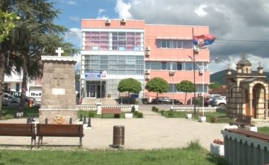 Komuna e Graçanicës diskriminon banorët shqiptarë, kanë telashe të nxjerrin dokumentet që u nevojiten