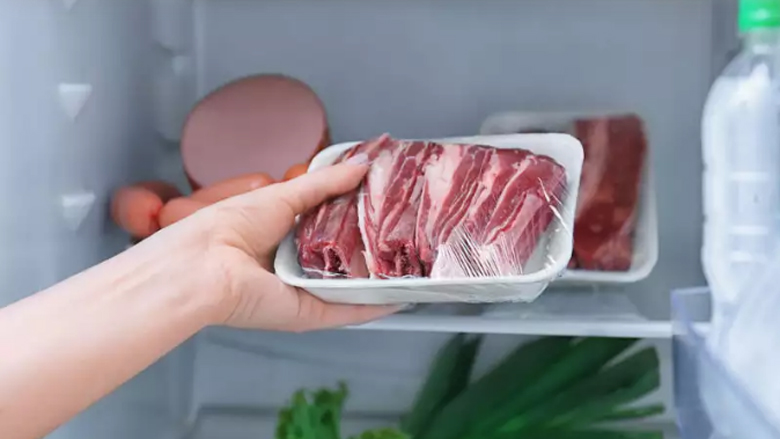 Është me rëndësi të dini: Sa gjatë mund të ruani secilin lloj mishi në frigorifer dhe në frigorifer me ngrirje të thellë!