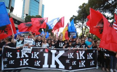 Protesta civile kundër zgjedhjeve lokale në Shqipëri