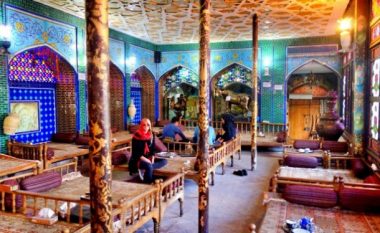 Nuk respektuan parimet islame, mbyllen 547 restorante në Teheran