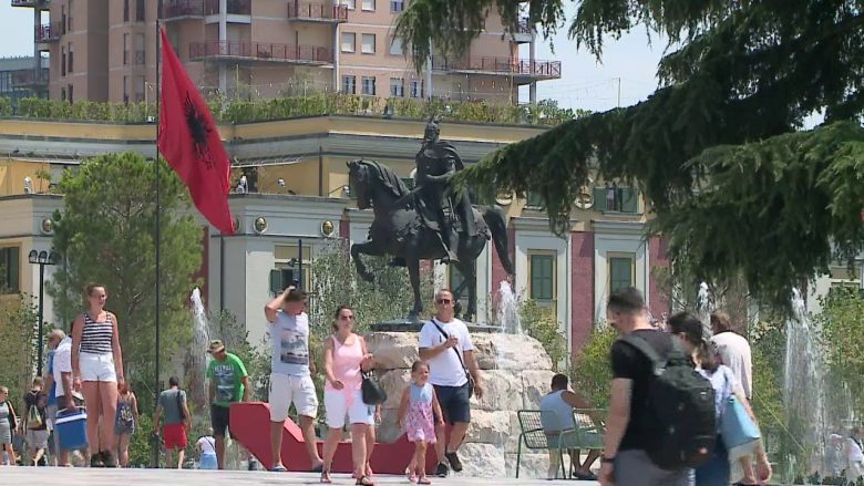 Tiranë: Zgjedhjet e pazakonta vendore dhe tensioni qeveri – opozitë