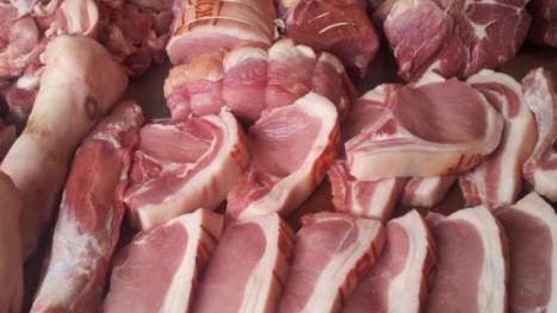 Çmimi i mishit në Maqedoni mund të rritet deri 50% nëse nuk hiqen taksat doganore