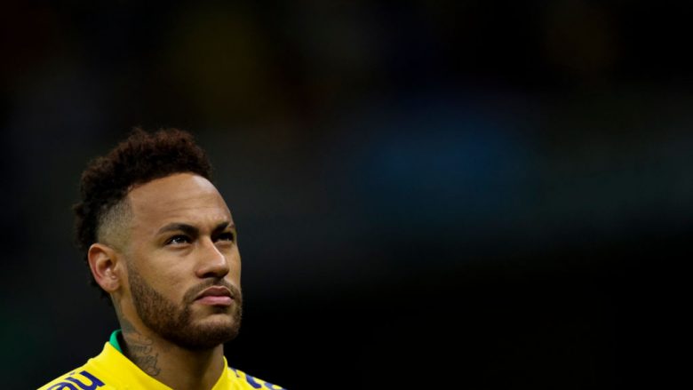 Spekulohet se Neymar po e kërkon largimin nga PSG