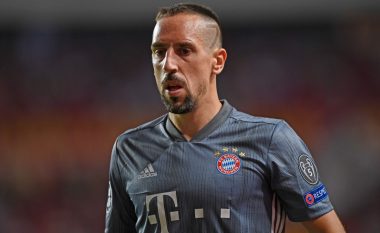 Ribery mendon të rikthehet te Bayerni si trajner