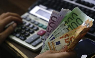 Paga mesatare në Kosovë gjatë viteve 2012-2019 u rrit për 39.7 për qind