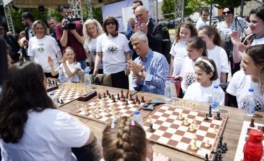 Presidenti Thaçi inkurajon femrat që të ndjekin shembullin e kampioneve dhe të merren me sport