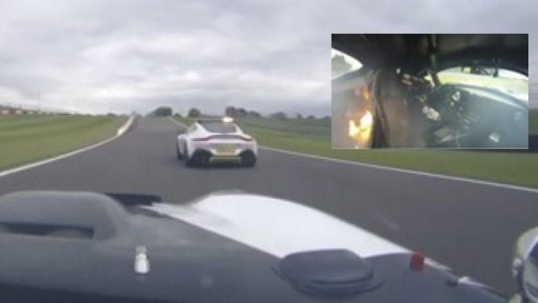 Shoferi vëren që vetura ishte përfshirë nga zjarri, nuk ndalon – përkundrazi rrit shpejtësinë (Video)