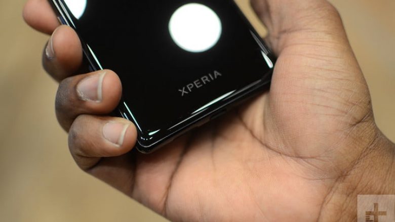 Sony mund të jetë duke zhvilluar një telefon Xperia me 6 kamera