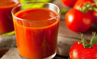 Lëngu i pakripur i domates i ulë rreziqet e sëmundjeve të zemrës