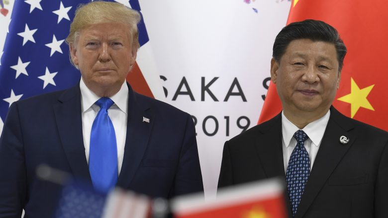 Presidenti Trump: Jo tarifa të reja tregtare për Kinën, do të ulemi sërish në bisedime