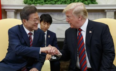 Donald Trump përshëndet marrëveshjen tregtare me Korenë e Jugut