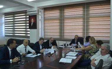 Bajram Kosumi rizgjidhet rektor i Universitetit të Gjilanit