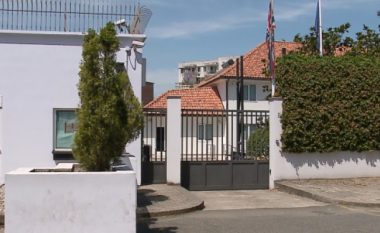 Çaji që alarmoi Ambasadën Britanike në Tiranë