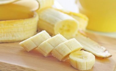 Çfarë i ndodhë trupit kur i hani dy banane në ditë