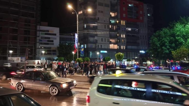 Vetura shkel dy këmbësorë në Mitrovicë