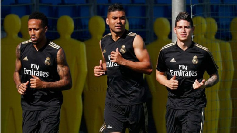 James Rodriguez kthehet te Real Madridi, në pritje të vendimit të ri