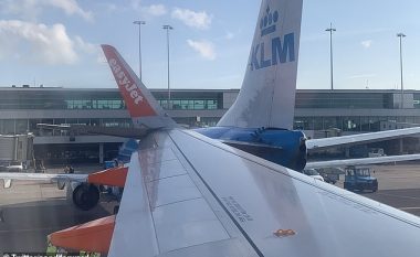 Aeroplani i EasyJet përplaset me një aeroplan tjetër të parkuar në aeroportin e Amsterdamit
