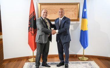 Haradinaj priti në takim Azgan Haklajn, President i Unionit të Artistëve të Kombit Shqiptar