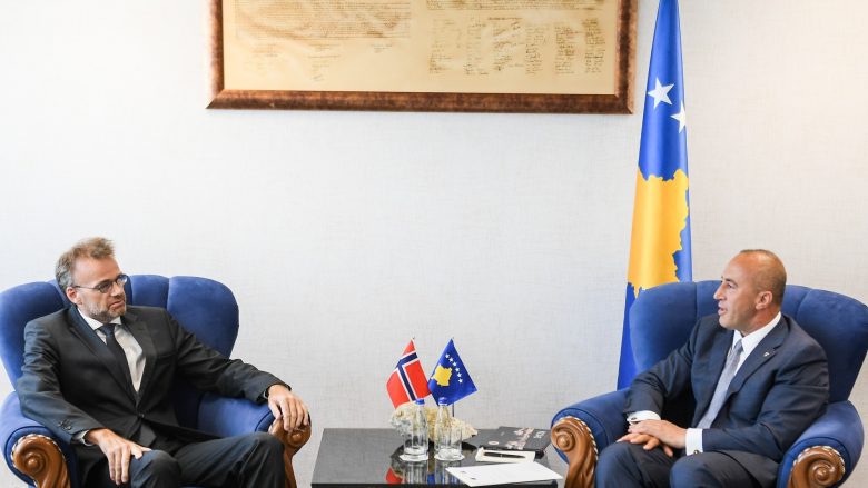 Haradinaj në takim përshëndetës ambasadorin norvegjez, merr mbështetje për bashkëpunimin në të ardhmen