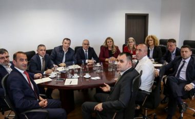 AAK e quan të kotë nismën e opozitës për rrëzimin e Qeverisë Haradinaj