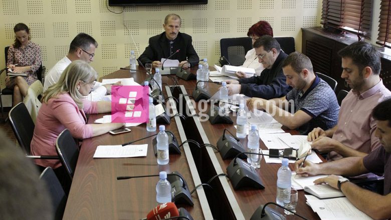 Mblidhet Komisioni për Arsim, i ftuar edhe ministri Bytyqi