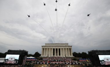 Fluturaket dhe makinat e tjera luftarake, që ishin pjesë e paradës ushtarake të 4 korrikut në SHBA (Foto/Video)