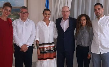 Ambasadori i Izraelit në Shqipëri shtron darkë private për Jonida Maliqin