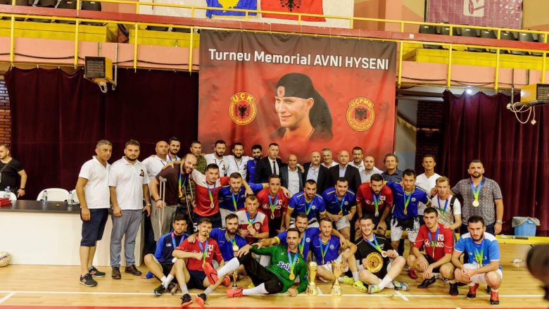 Është përmbyllur në Pejë Turneu Memorial i Futsallit ‘Avni Hyseni’