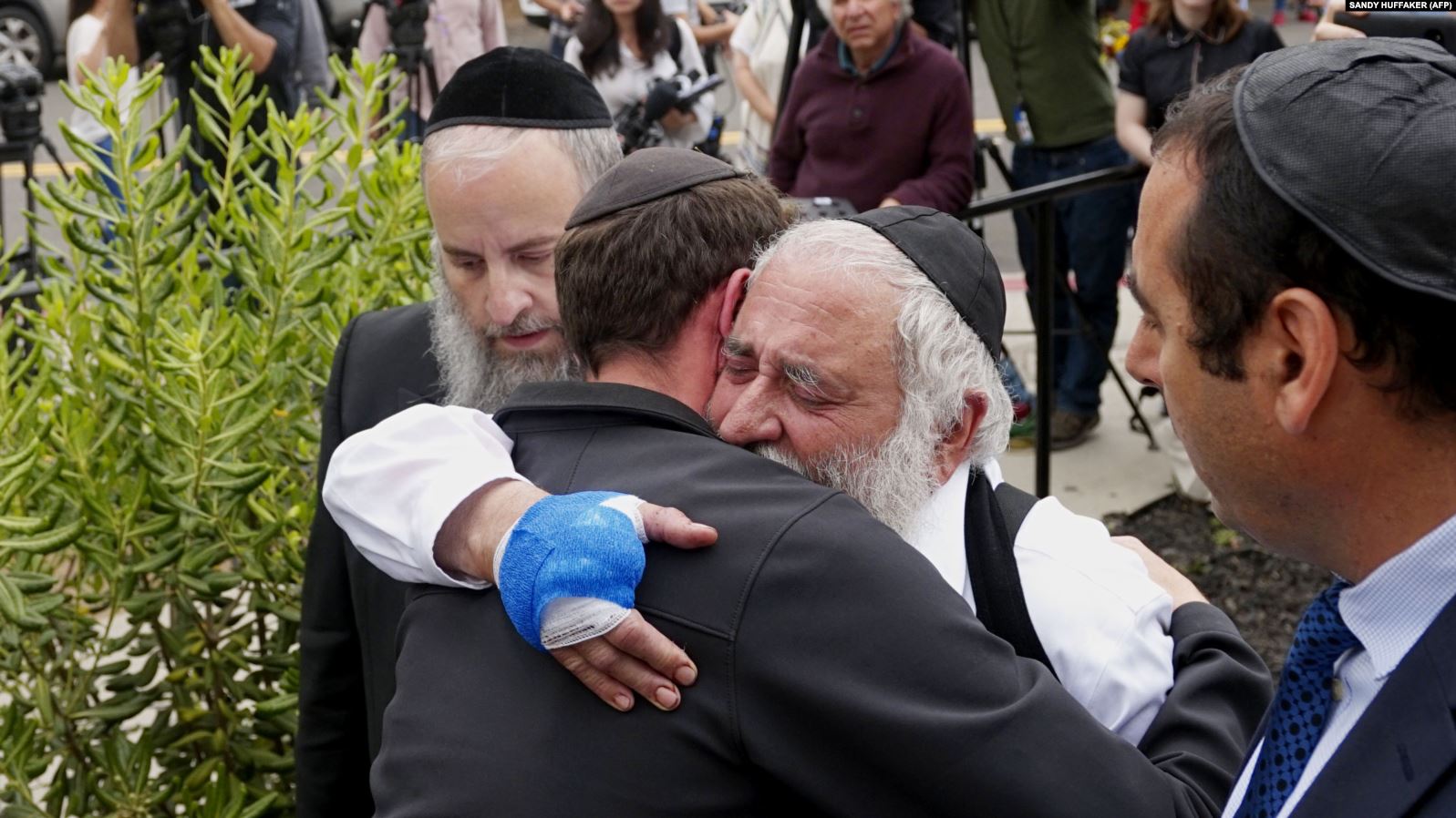 Hebrenjtë e rinj në Evropë më të ekspozuar ndaj anti-semitizmit
