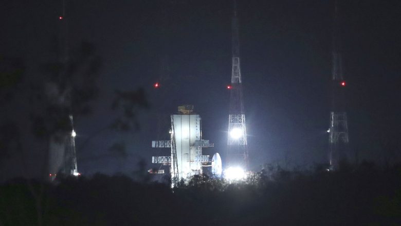 India në garë për t’u bërë “superfuqi hapësinore”, nis misionin e saj në Hënë