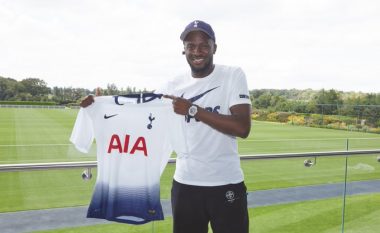 Zyrtare: Tottenhami bën blerjen e madhe, nënshkruan me Tanguy Ndombelen nga Lyon