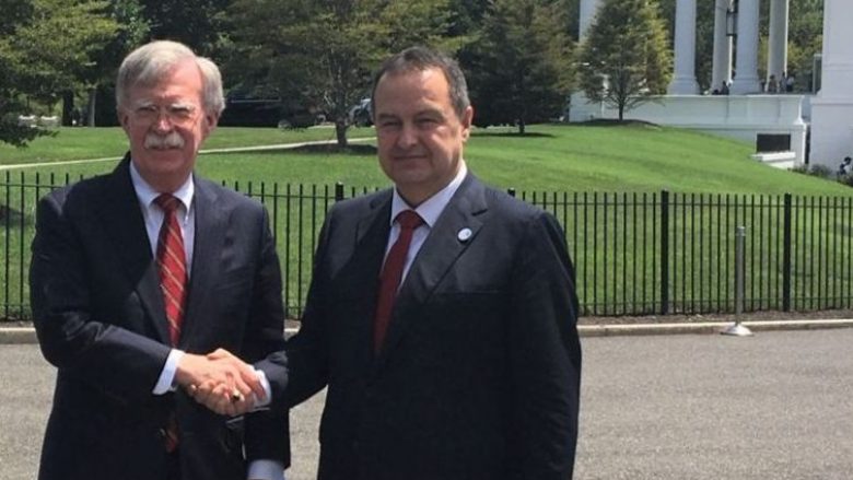 Këshilltari i Trumpit, Bolton takohet me Daçiqin: Është koha që Kosova dhe Serbia të veprojnë