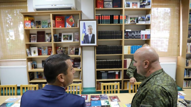 FSK merr donacion 135 tituj librash nga Ministria e Kulturës