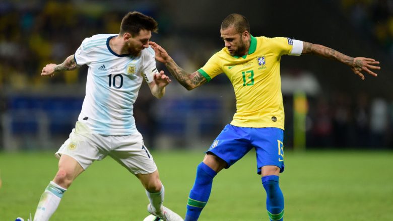 Dani Alves: Messi tregoi mos respekt me deklaratën në Kupën e Amerikës