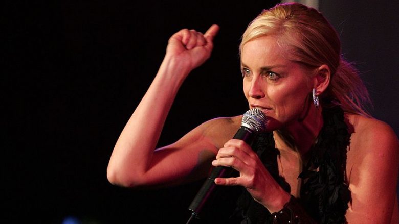 Sharon Stone tregon për trajtimin që i bëri Hollywoodi pas sulmit në tru