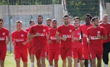 Gjilani udhëton jashtë vendit për përgatitje, Mezani publikon listën e 23 futbollistëve