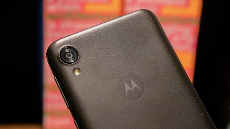 Motorola Moto E6 është një telefon shumë i mirë, për çmimin me të cilin shitet