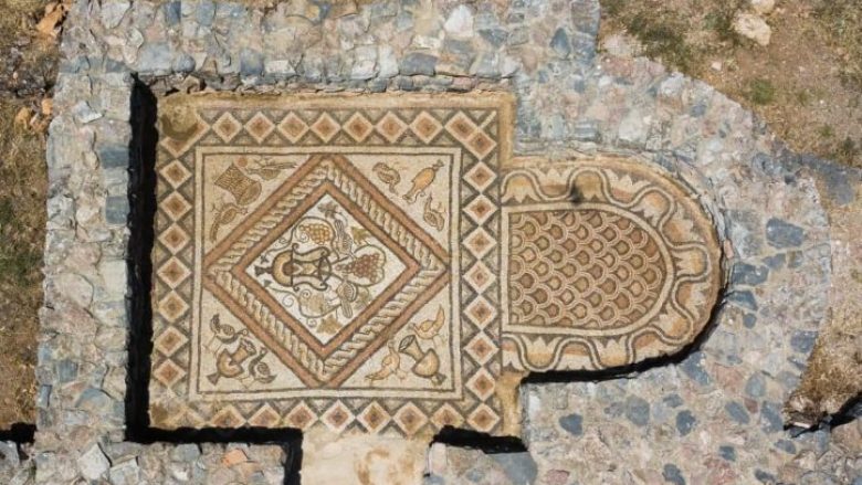 Hapet mozaiku i Bazilikës së Linit
