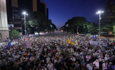 PD për protestën: 70 mijë vetë po vijnë nga rrethet drejt Tiranës